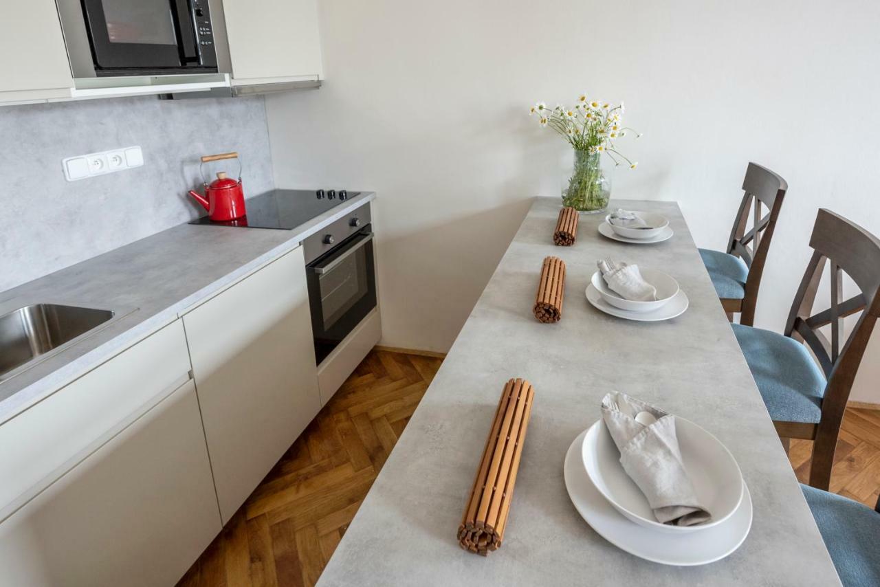 Letna Garden Suites Praga Exterior foto