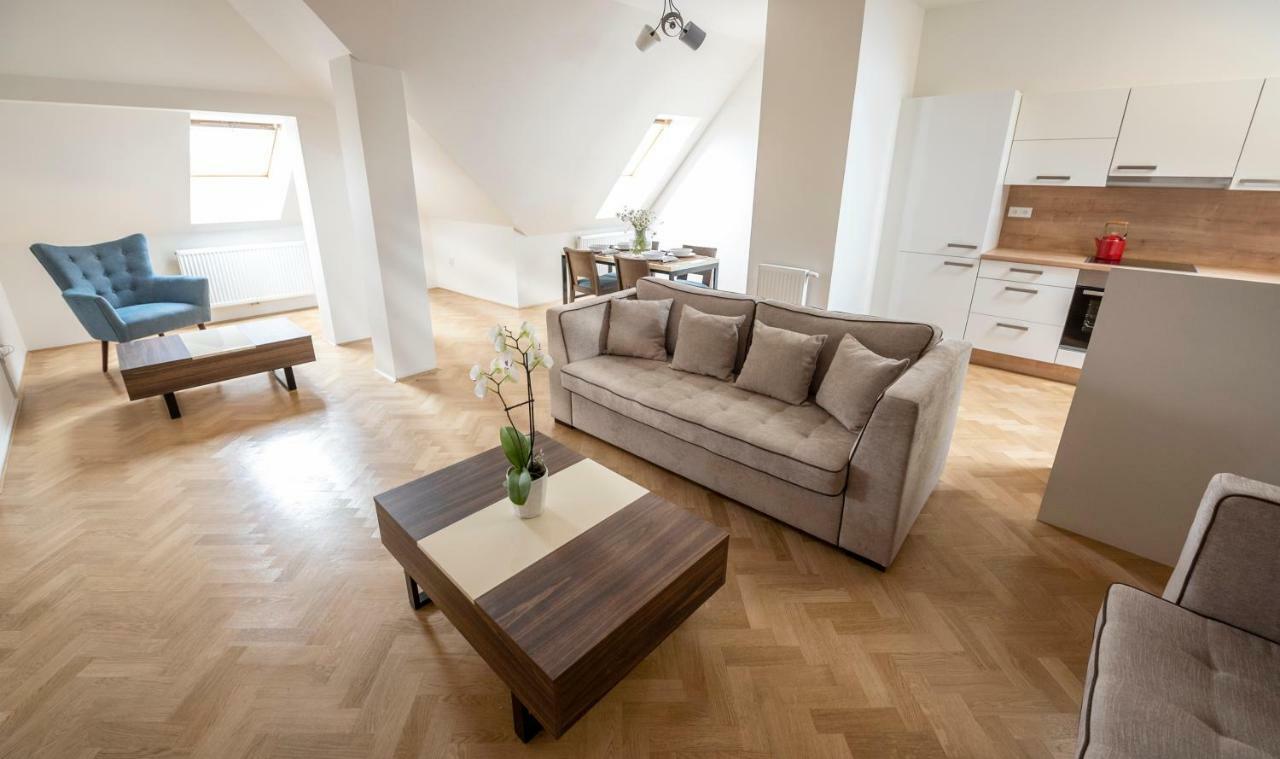 Letna Garden Suites Praga Exterior foto